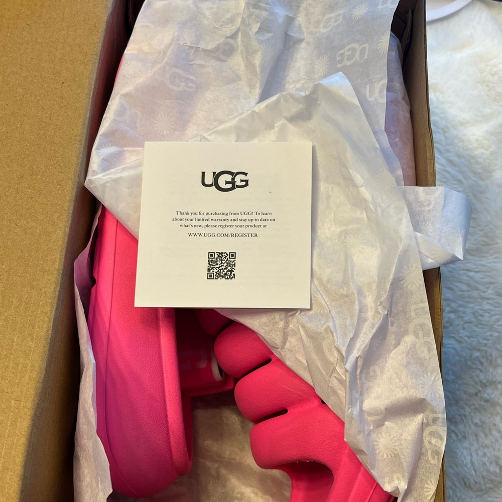 UGG SlipOn’s